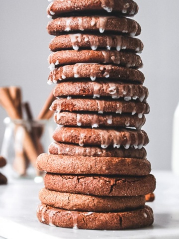 A stack of chewy pumpkin snap cookies.