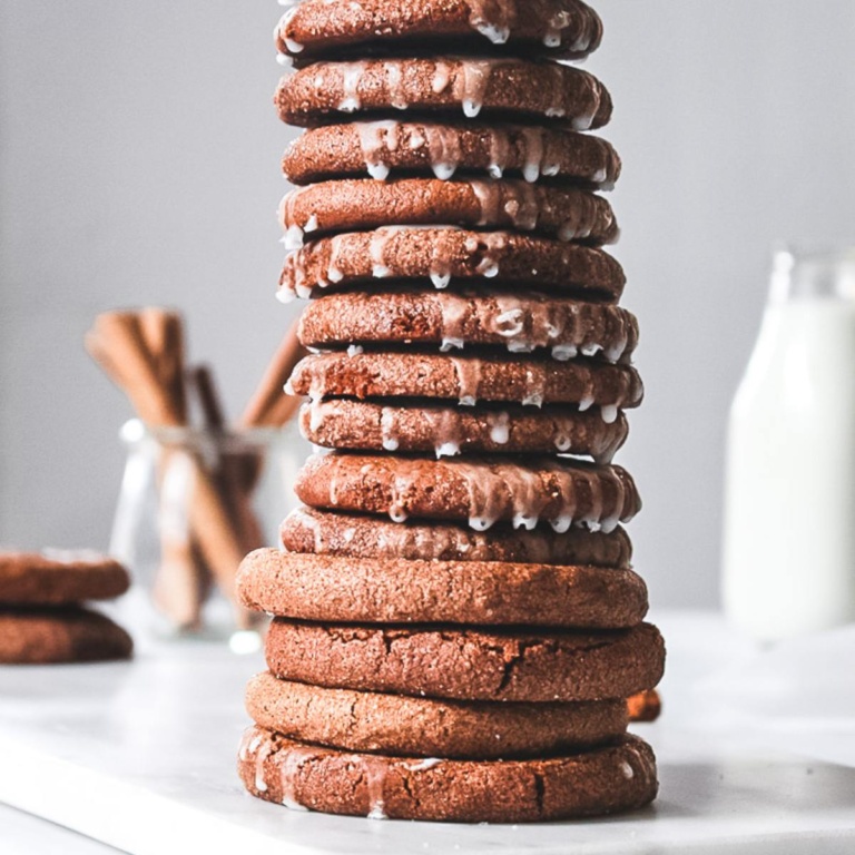A stack of chewy pumpkin snap cookies.
