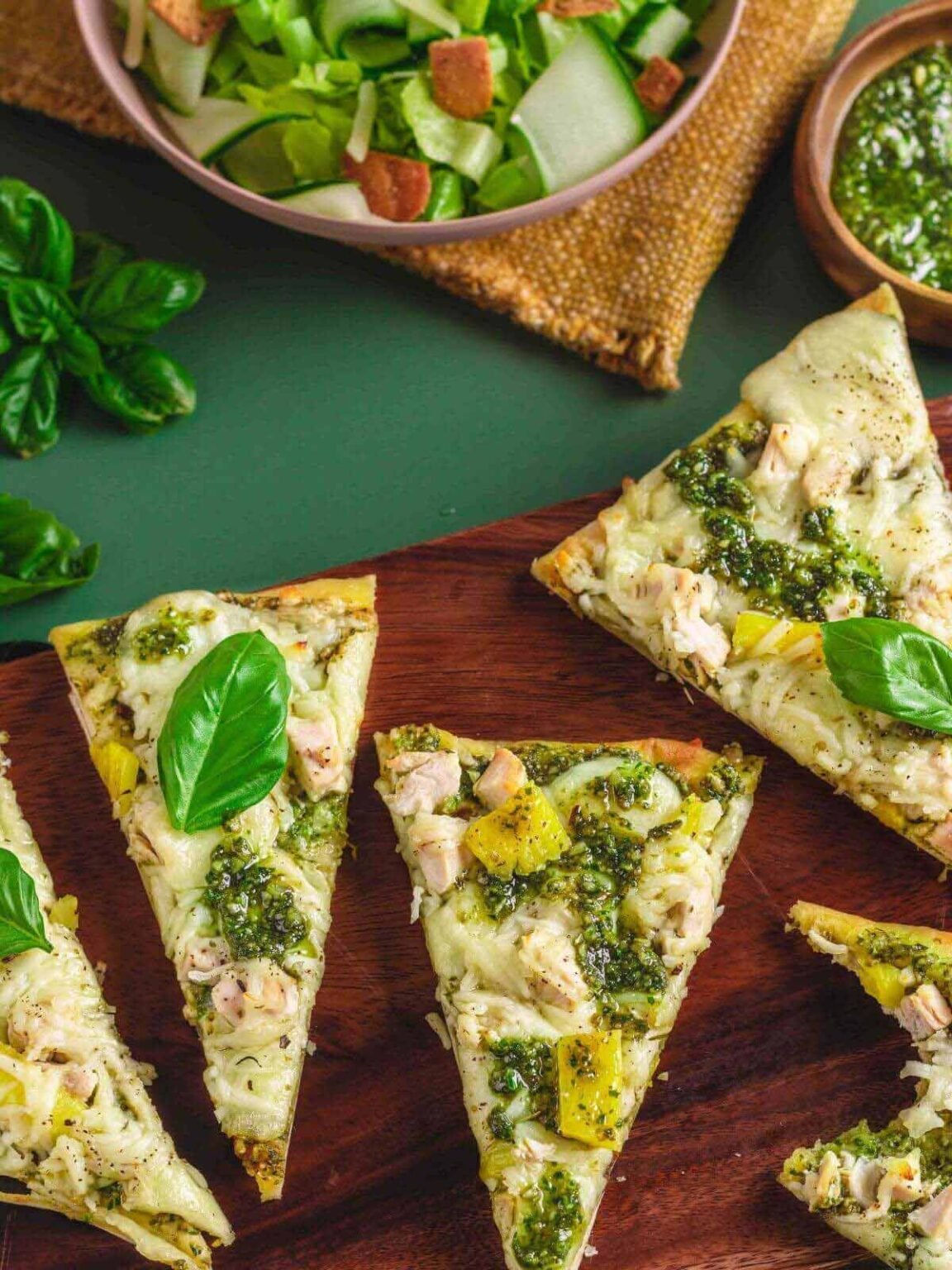 Chicken pesto Flatbread Pizza Worldly Treat